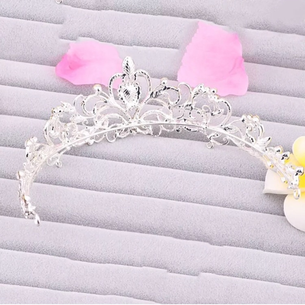 SALE!!! New Allure Bridal crown - Picture 8 of 8